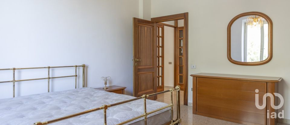 Villa a schiera 4 locali di 156 m² in Recanati (62019)