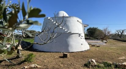 Trullo 1 locale di 36 m² in Carovigno (72012)
