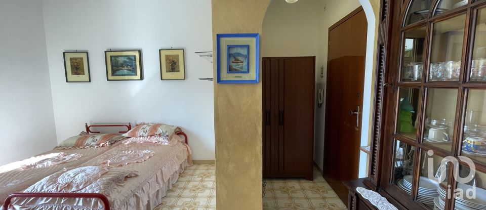 One-room apartment of 35 m² in Borghetto Santo Spirito (17052)