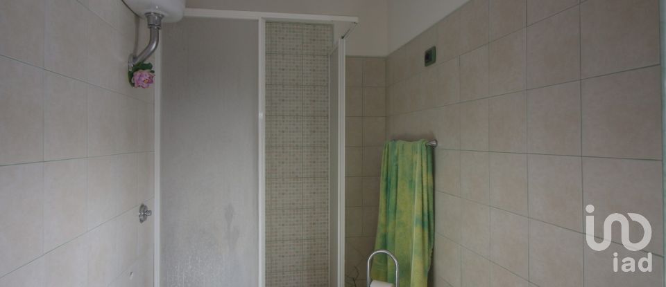 Rustico 8 locali di 158 m² in Pontinia (04014)