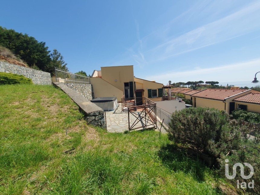 Villa a schiera 3 locali di 89 m² in Cogoleto (16016)