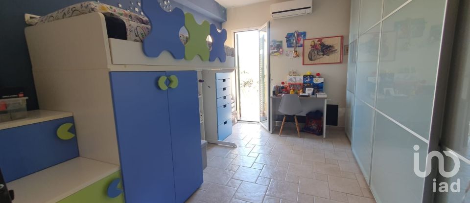Villa a schiera 3 locali di 89 m² in Cogoleto (16016)