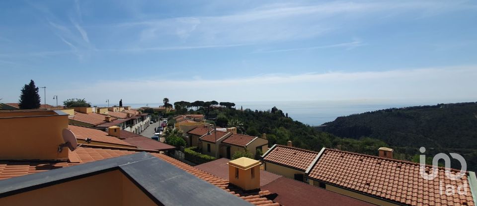 Villa a schiera 3 locali di 89 m² in Cogoleto (16016)