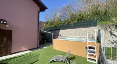 Villa a schiera 4 locali di 180 m² in Rodero (22070)