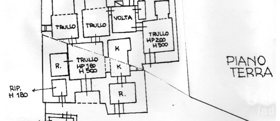 House 8 rooms of 161 m² in Locorotondo (70010)