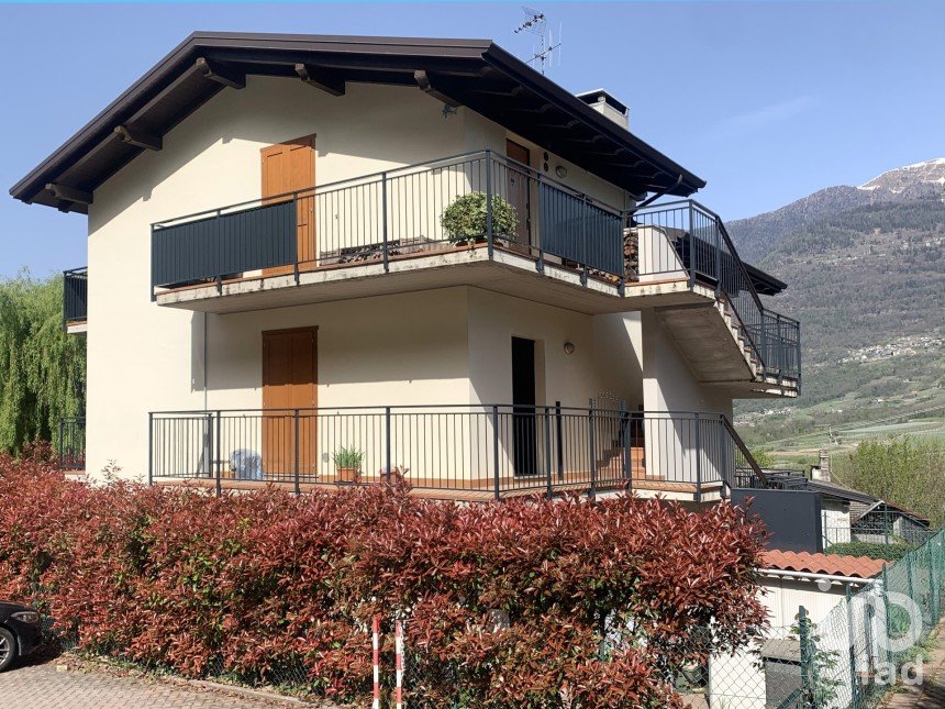 Three-room apartment of 50 m² in Ponte in Valtellina (23026)