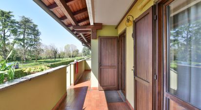 Traditional house 3 rooms of 135 m² in Seregno (20831)