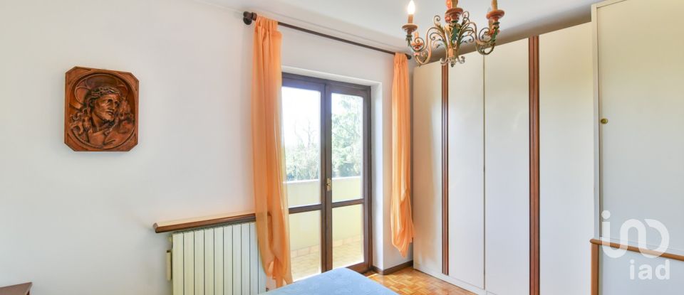 Villa a schiera 3 locali di 135 m² in Seregno (20831)