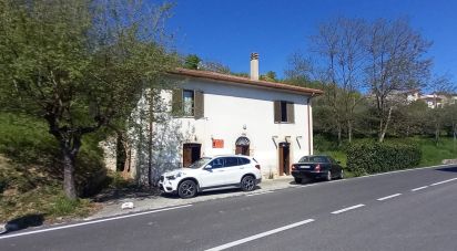 Casa di paese 5 locali di 100 m² in Civitella del Tronto (64010)