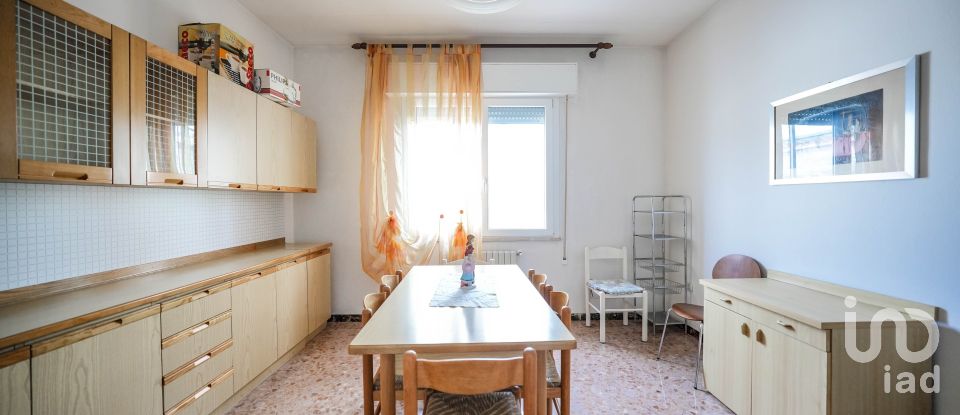 Lodge 3 rooms of 107 m² in Portomaggiore (44015)