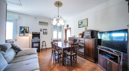 Trilocale di 264 m² a Berra (44030)