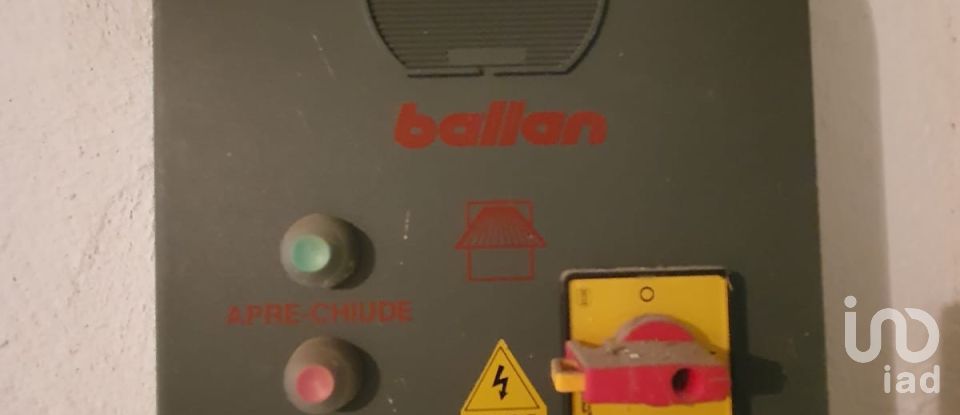 Parking of 85 m² in Arenzano (16011)