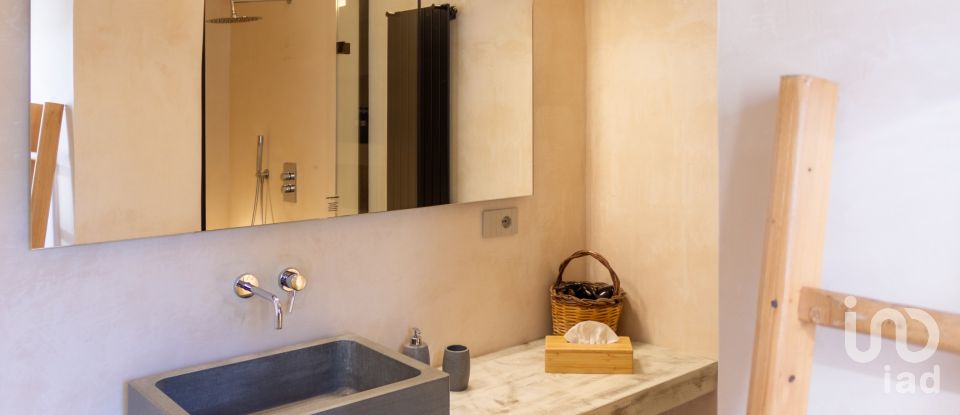 Farm 10 rooms of 250 m² in Carovigno (72012)