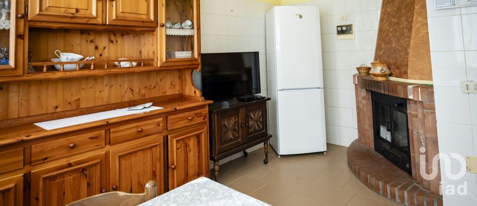 Three-room apartment of 87 m² in Pisciotta (84066)