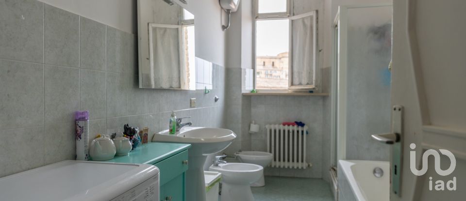 Four-room apartment of 129 m² in Macerata (62100)
