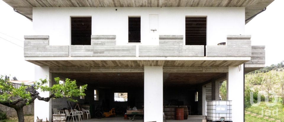 Casa indipendente 14 locali di 400 m² in Notaresco (64024)