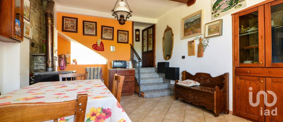 House 7 rooms of 140 m² in Dego (17058)
