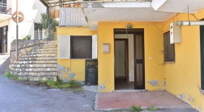 Mansion 4 rooms of 98 m² in Potenza (85100)