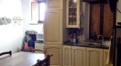 Trilocale di 77 m² a Aulla (54011)