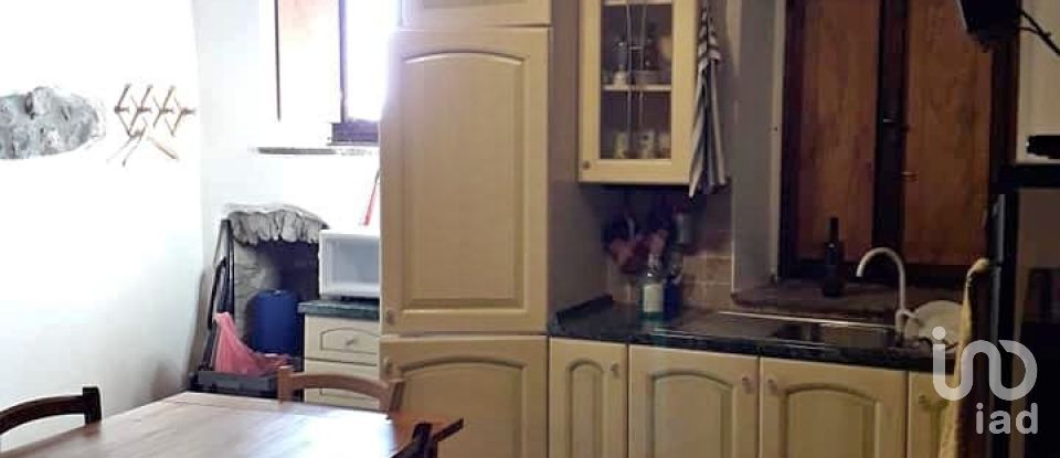 Trilocale di 77 m² a Aulla (54011)