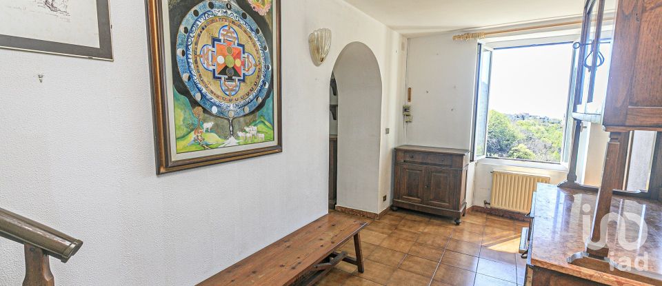 House 7 rooms of 170 m² in Sori (16030)