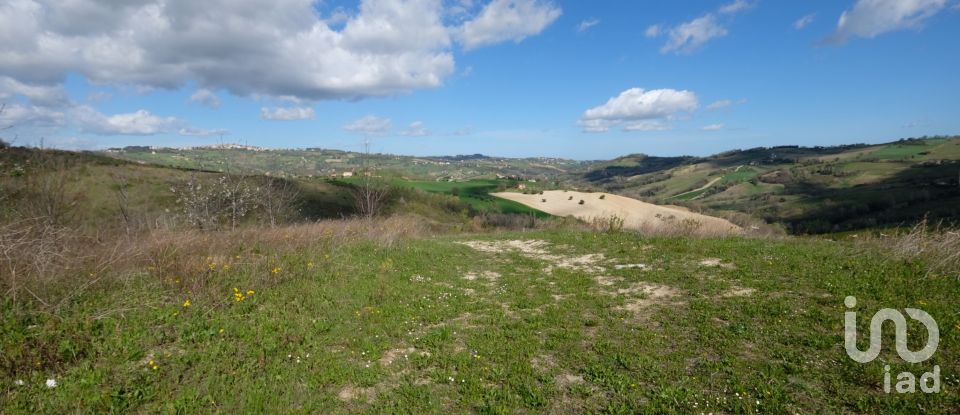 Townhouse 10 rooms of 260 m² in Staffolo (60039)