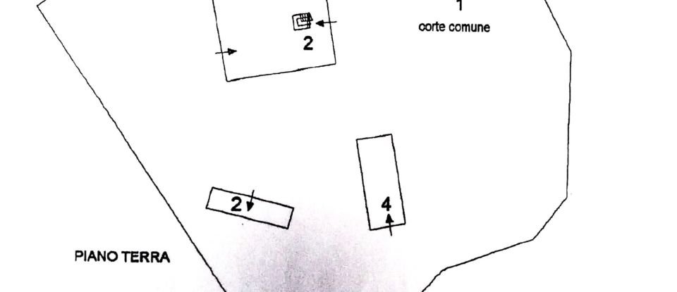 Townhouse 10 rooms of 260 m² in Staffolo (60039)