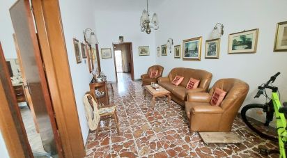 Building 2 rooms of 151 m² in San Vito dei Normanni (72019)