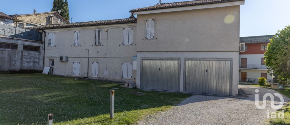 Palazzo / Stabile 5 locali di 153 m² a Petriolo (62014)
