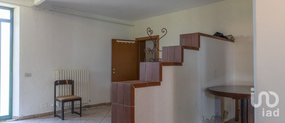 Country house 8 rooms of 240 m² in Recanati (62019)