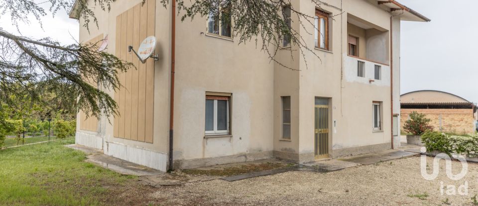 Apartment 8 rooms of 160 m² in Montelupone (62010)