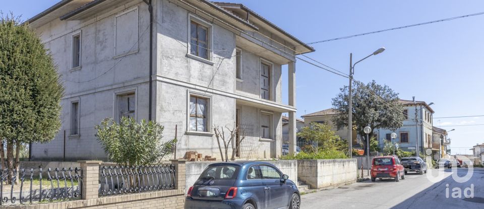 Casa indipendente 8 locali di 146 m² in Filottrano (60024)