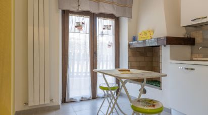 Abitazione 9 locali di 93 m² in Acqualagna (61041)