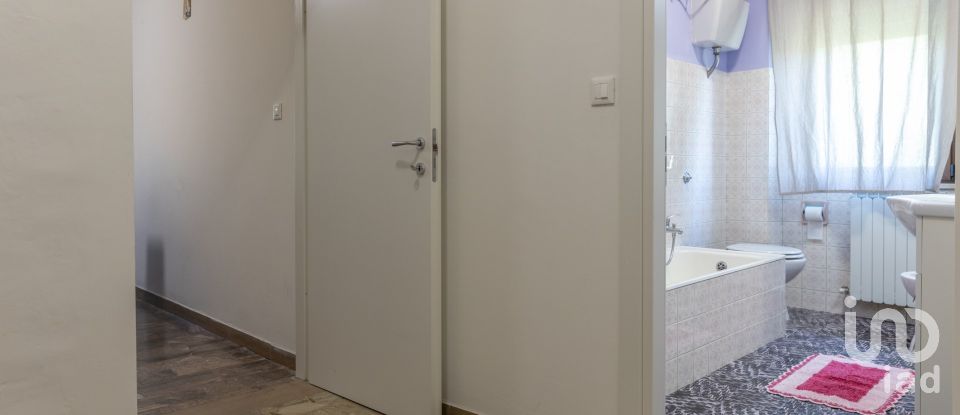 Abitazione 9 locali di 93 m² in Acqualagna (61041)