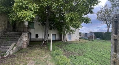 Rifugio 8 locali di 150 m² in Falerone (63837)