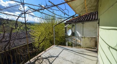 Rifugio 10 locali di 270 m² in Massimino (12071)