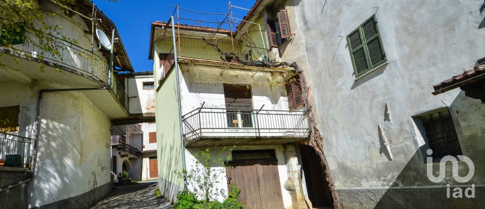 Rifugio 10 locali di 270 m² in Massimino (12071)