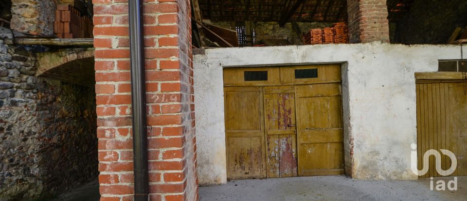 Rifugio 10 locali di 270 m² in Massimino (12071)