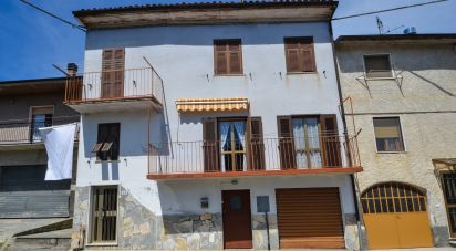 Village house 5 rooms of 100 m² in Roccavignale (17017)