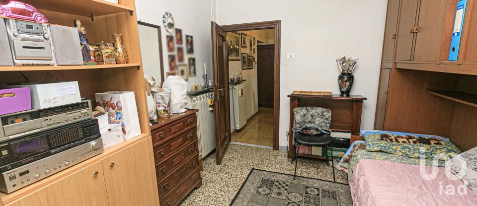 Four-room apartment of 88 m² in Genova (16127)