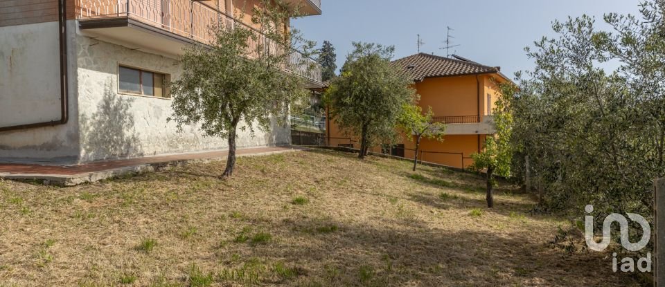 Appartamento 6 locali di 170 m² a Filottrano (60024)