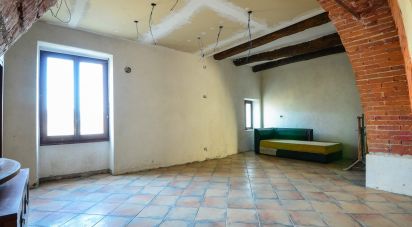 Casa indipendente / Villa 5 locali di 100 m² in Roccavignale (17017)