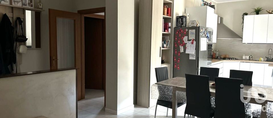 Apartment 5 rooms of 97 m² in Collecorvino (65010)