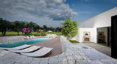 Casale 8 locali di 246 m² in Carovigno (72012)