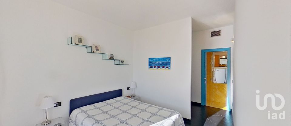 Appartamento 6 locali di 130 m² a Arenzano (16011)