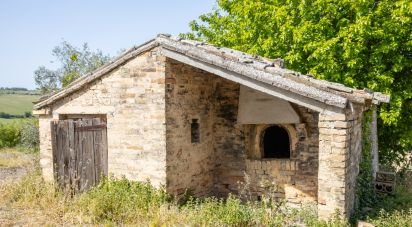 Rustico 6 locali di 300 m² in Montefano (62010)