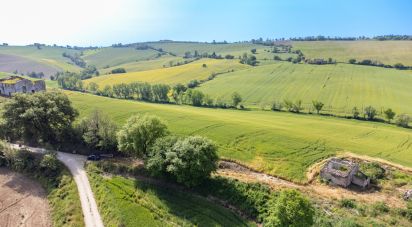 Rustico 0 locali di 300 m² in Montefano (62010)