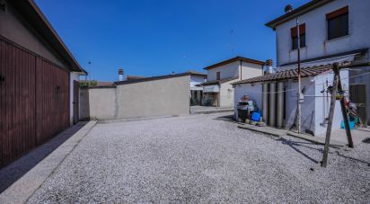 Casa indipendente 6 locali di 175 m² in Berra (44030)