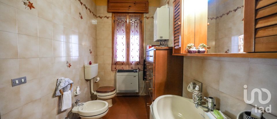 Casa indipendente 6 locali di 175 m² in Berra (44030)
