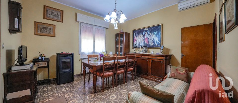 Casa indipendente 6 locali di 175 m² in Berra (44030)